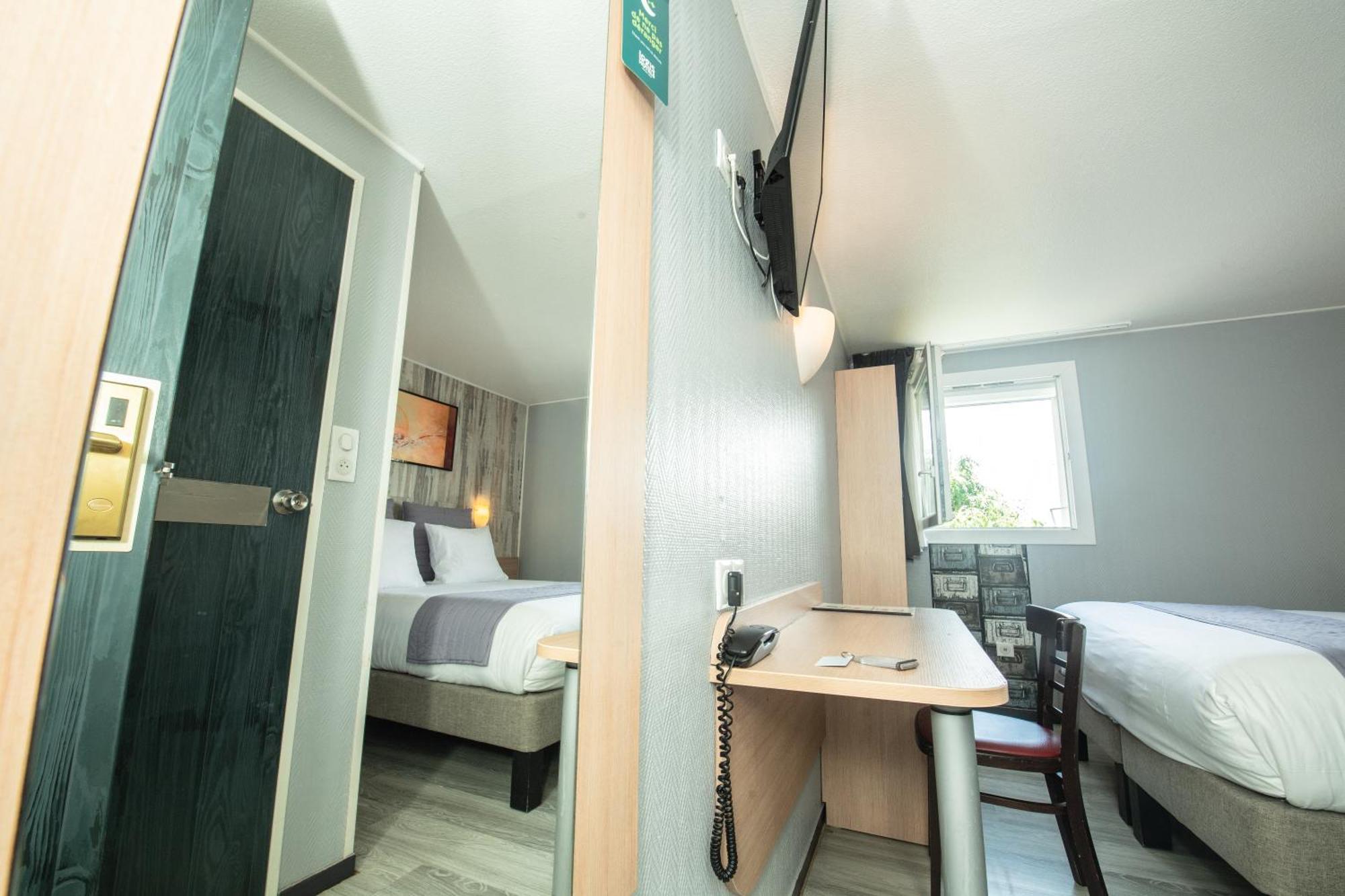 Logis Hotel - Le Relais Du Parisis Villeparisis Luaran gambar