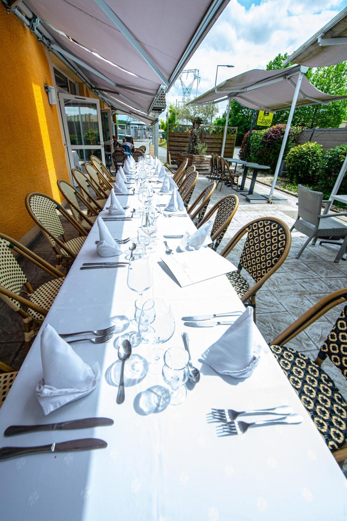 Logis Hotel - Le Relais Du Parisis Villeparisis Luaran gambar