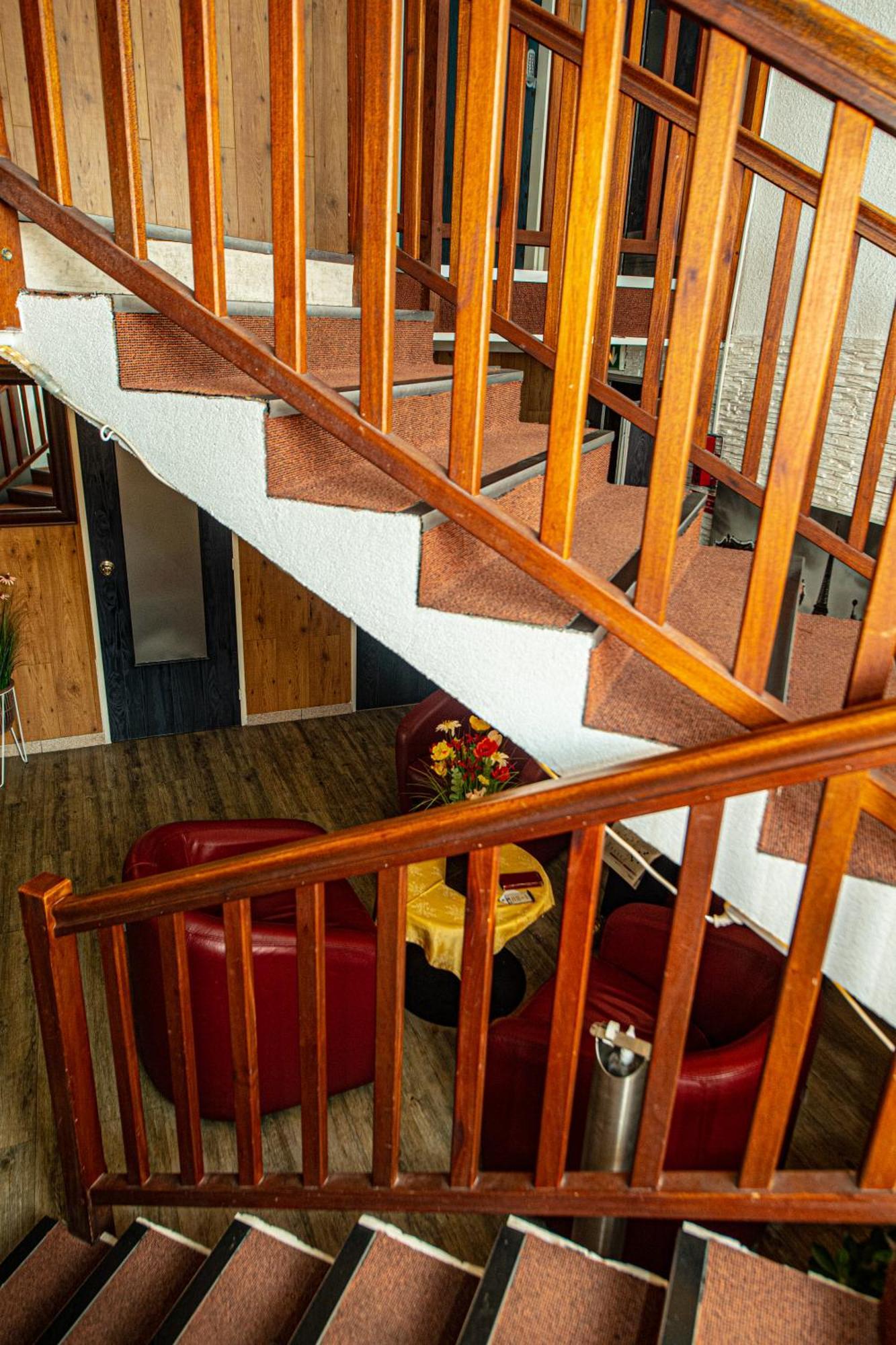 Logis Hotel - Le Relais Du Parisis Villeparisis Luaran gambar